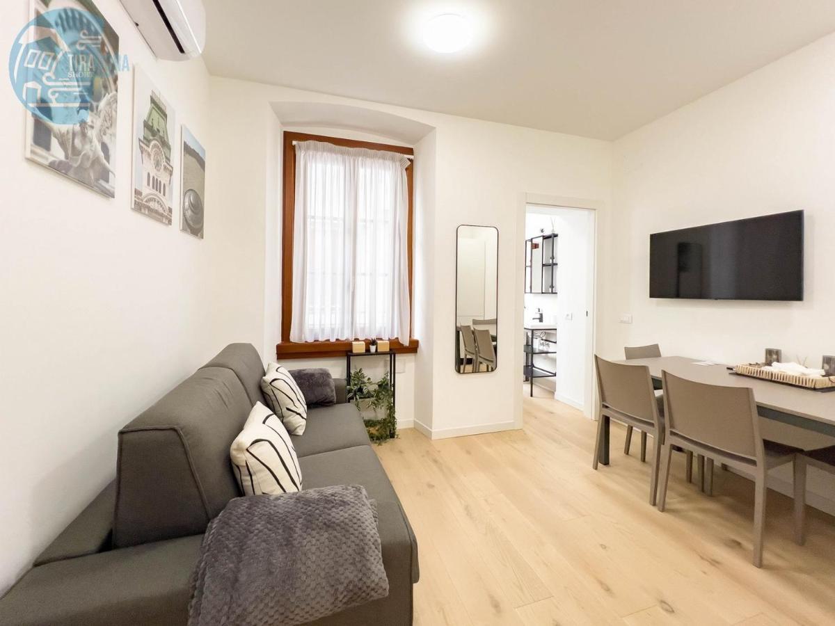 Piazza Della Borsa 3C Tirabora Short Rent Apartment Trieste Exterior photo